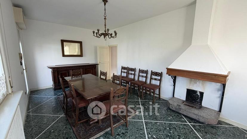 Trilocale in Via Monsignor G. Rizzi 58 — foto 27 di 37