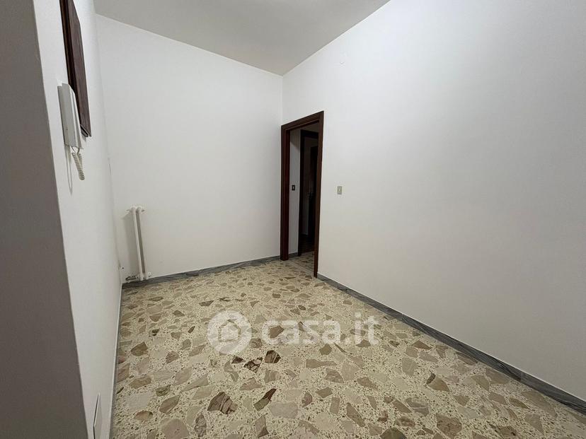 Trilocale in Via Ponte Ferroviario 17 — foto 19 di 24