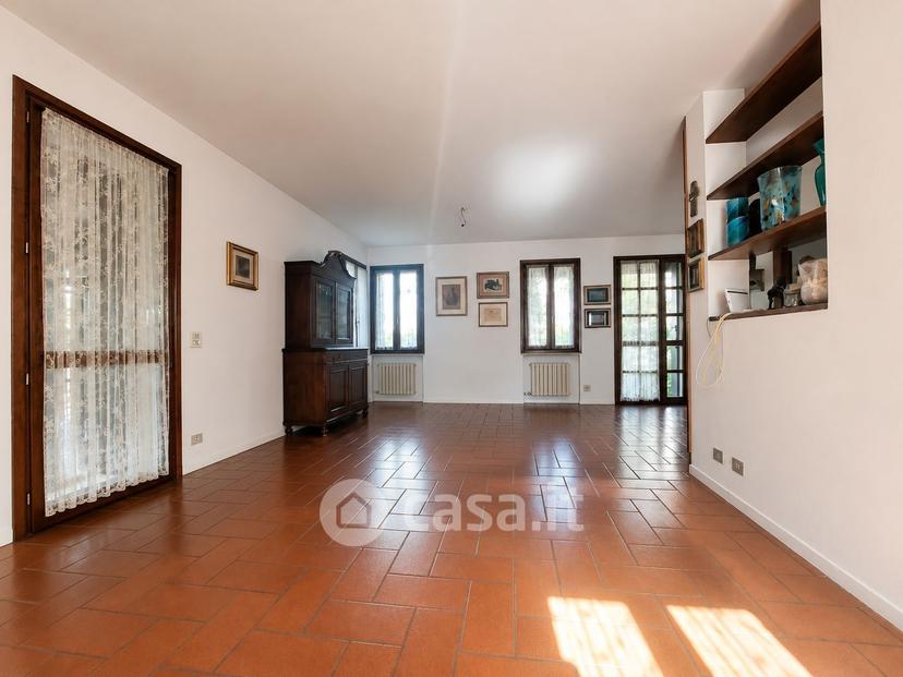 Villa in Via Miranese 11 — foto 19 di 38