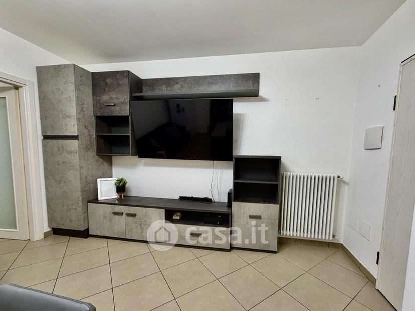 Trilocale in Via Lucca 32 — foto 15 di 33