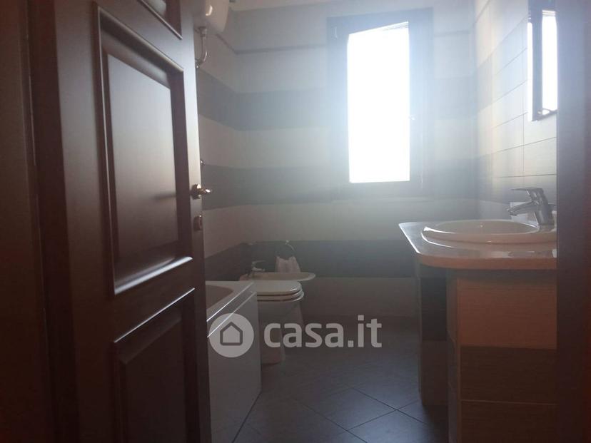 Trilocale in Via Albana — foto 2 di 23