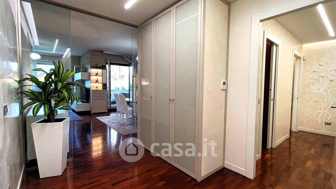 Quadrilocale in Via Angelo Ramazzotti 24