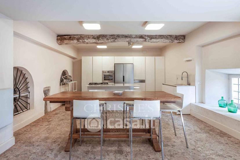 Villa in Via Giuseppe Parini 9 — foto 9 di 35