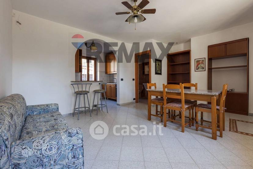 Trilocale in Via G. Pascoli 18 — foto 3 di 23