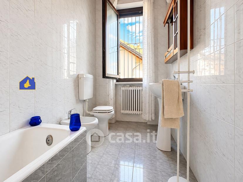Villa in Via Cadore — foto 20 di 37