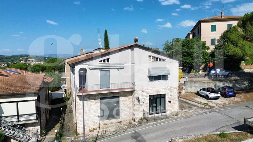 Villa in Via Mario Angeloni 1 — foto 20 di 50