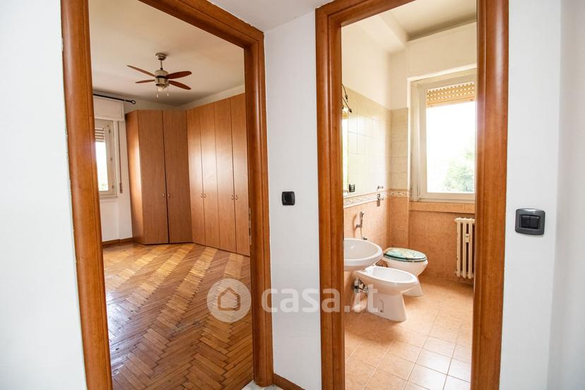Bilocale in Viale Antonio Gramsci 42 — foto 2 di 31