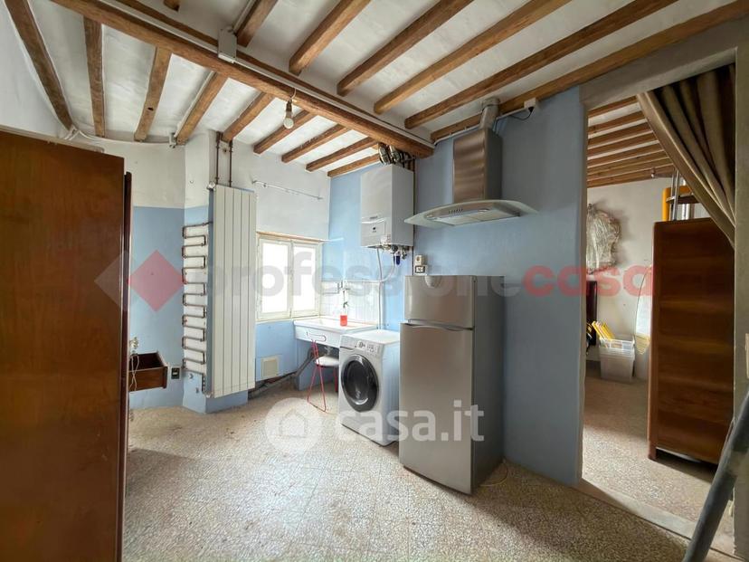 Trilocale in Via de' Redi 17
