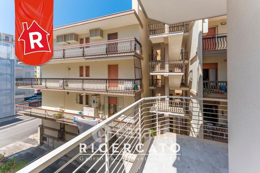 Quadrilocale in Via Francesco Petrarca 11 — foto 47 di 52