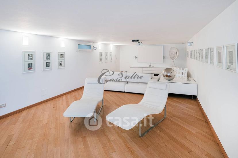 Appartamento in Via Como 13 — foto 32 di 48