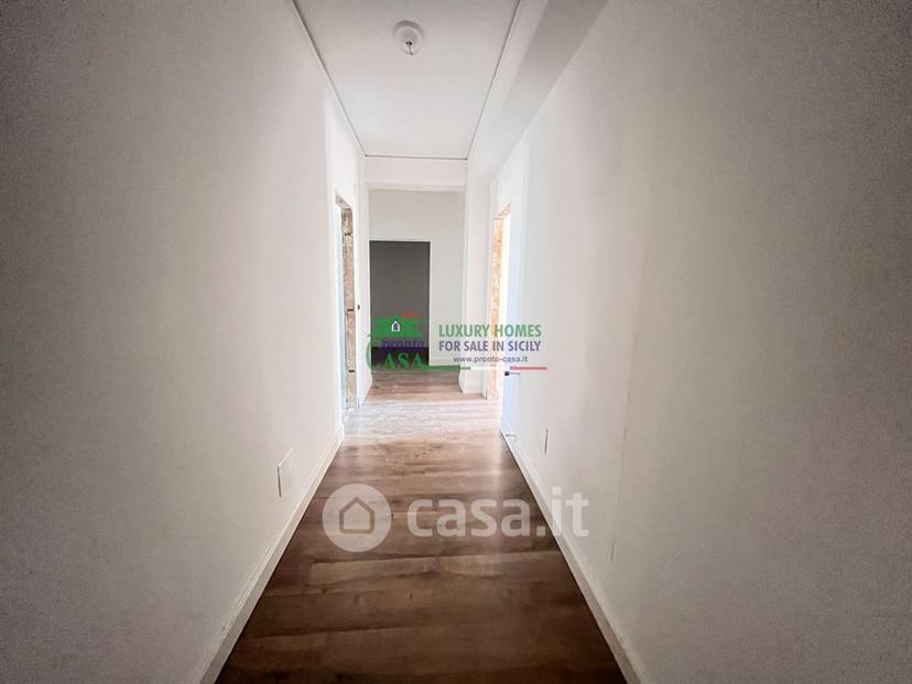 Appartamento in Viale della Resistenza — foto 16 di 25