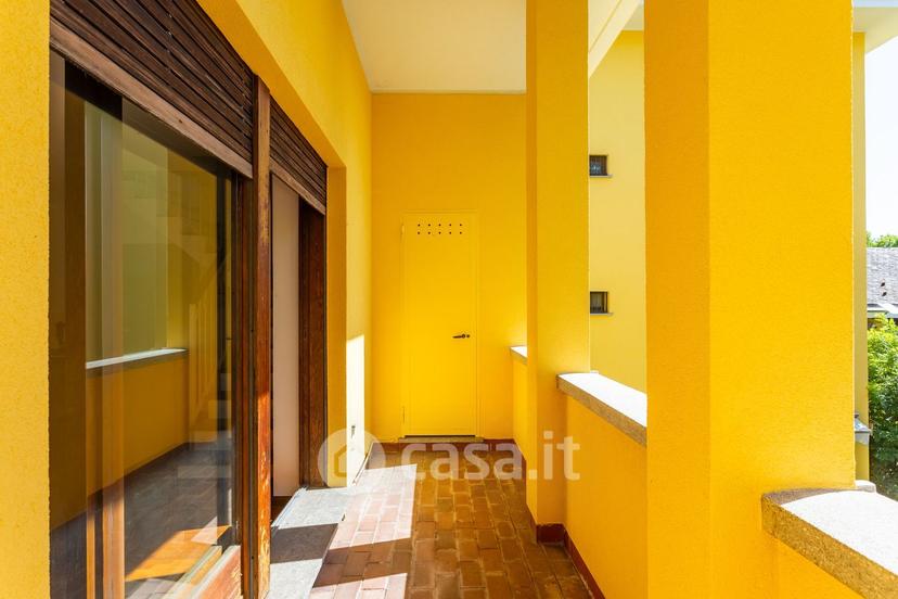 Trilocale in Via Ugo Foscolo 12 — foto 5 di 41