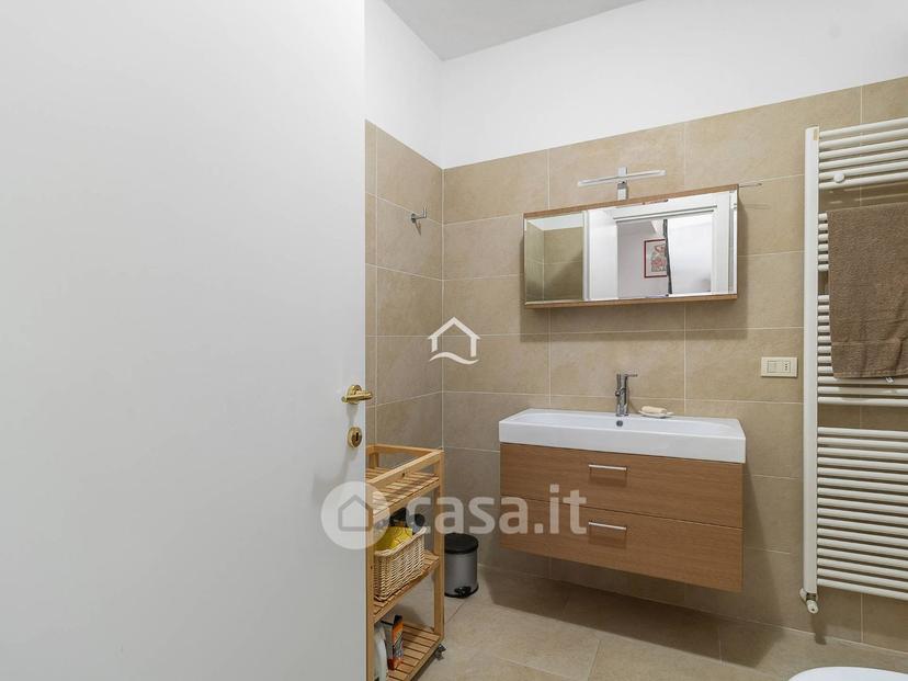 Villa in Via Luigi Cocca — foto 10 di 29