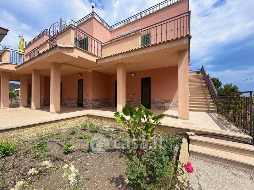 Trilocale in Viale delle Madonie 32 — foto 16 di 24