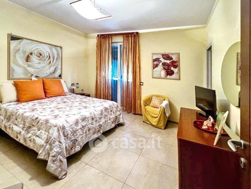 Villa in Via Genova — foto 24 di 35