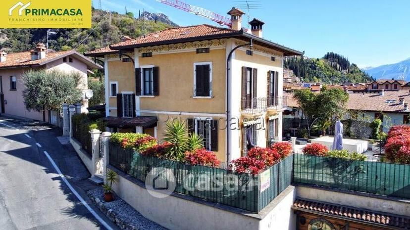 Villa in Via Montemaderno 8 — foto 21 di 30