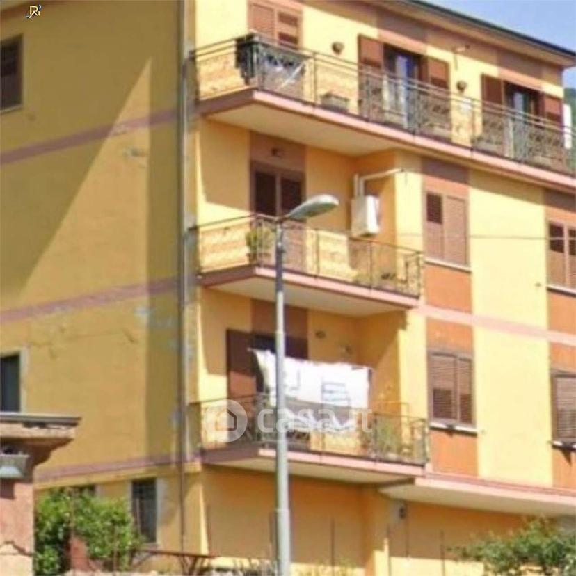 Quadrilocale in Via Circumvallazione 48 — foto 30 di 40