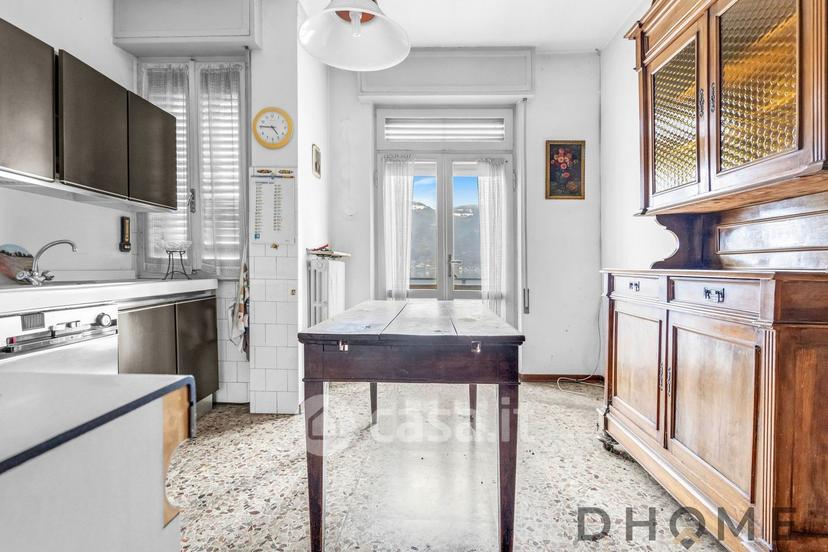 Villa in Via Nazionale 14 — foto 2 di 25
