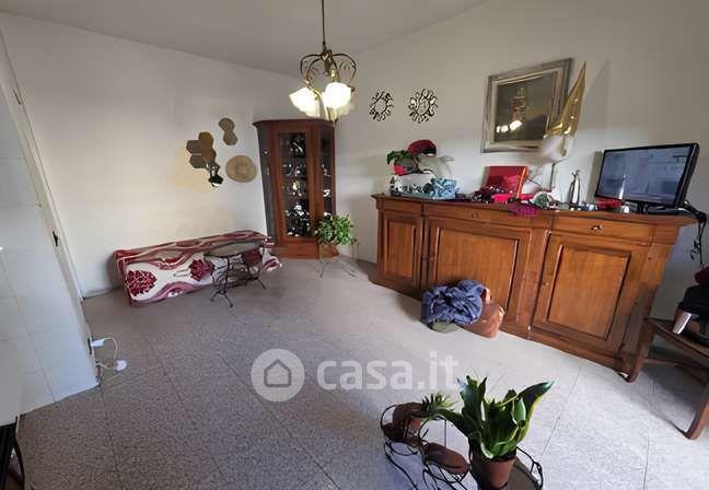Bilocale in Via Cristoforo Colombo 5 — foto 6 di 7
