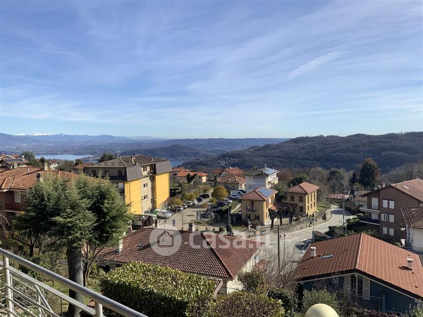 Trilocale in Via Per Invorio 2 — foto 12 di 30