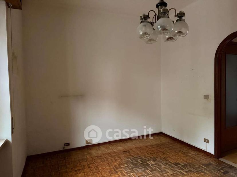 Trilocale in Via B. Sella 260 — foto 17 di 26