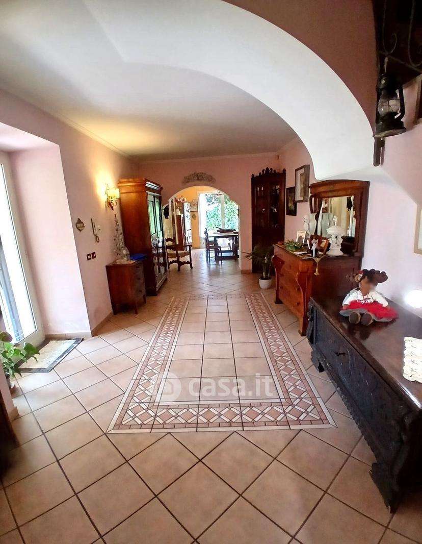 Villa in Via Madonna degli Angeli — foto 15 di 69