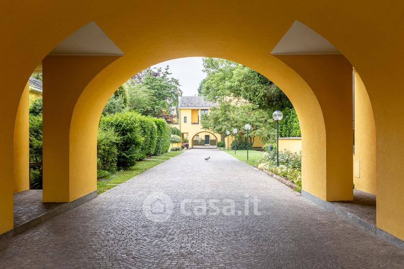 Trilocale in Via Ugo Foscolo 12 — foto 6 di 41