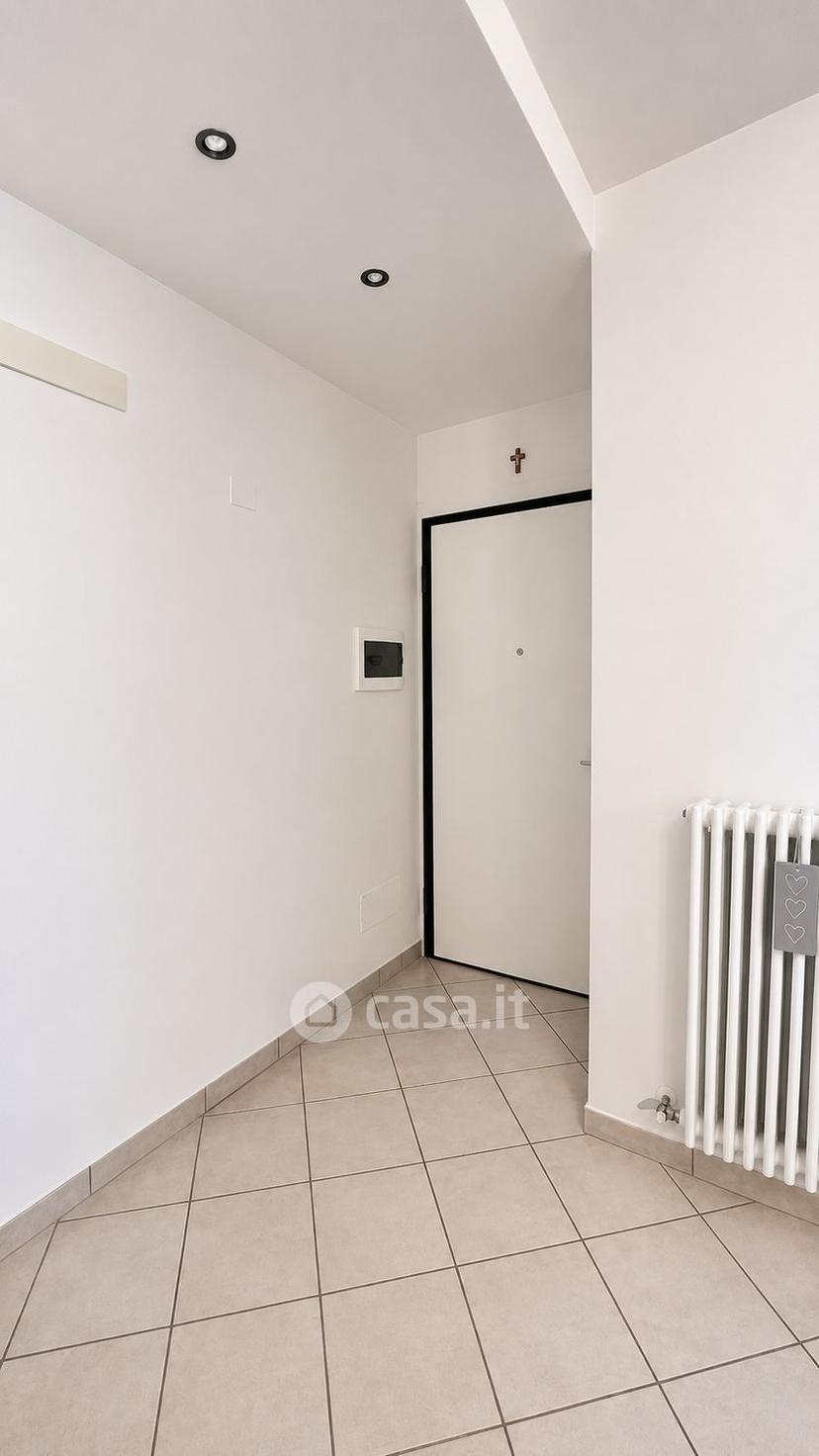 Trilocale in Via Hans Christian Andersen — foto 29 di 33