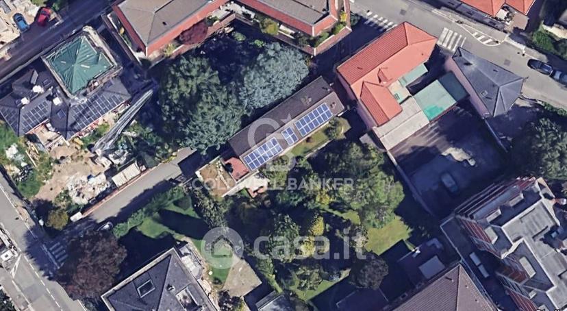 Villa in Via Martiri di Belfiore 4 — foto 12 di 39