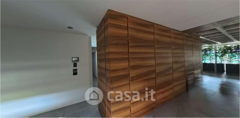 Villa in Via Monte Suello — foto 12 di 60