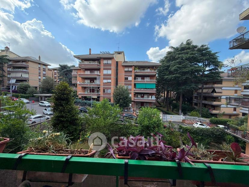 Quadrilocale in Via Ugo Ojetti — foto 14 di 37