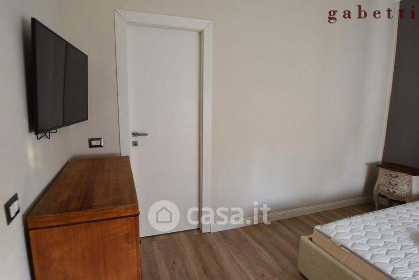 Villa in Via Gorizia 5 — foto 18 di 28