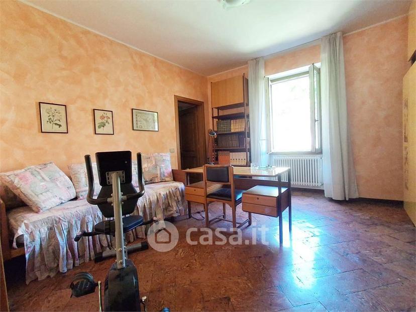 Quadrilocale in Via Carate 29 — foto 3 di 24