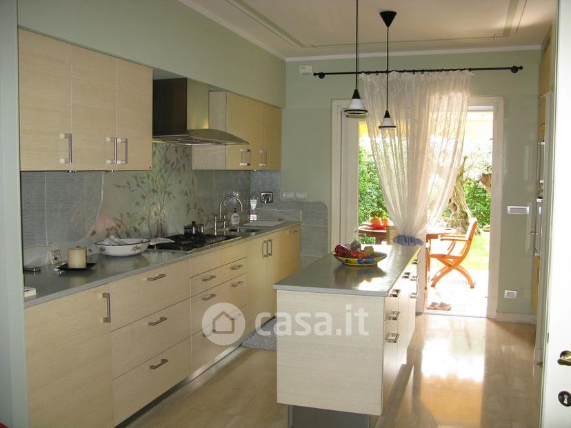 Villa in Viale Cappuccini 41 — foto 9 di 18