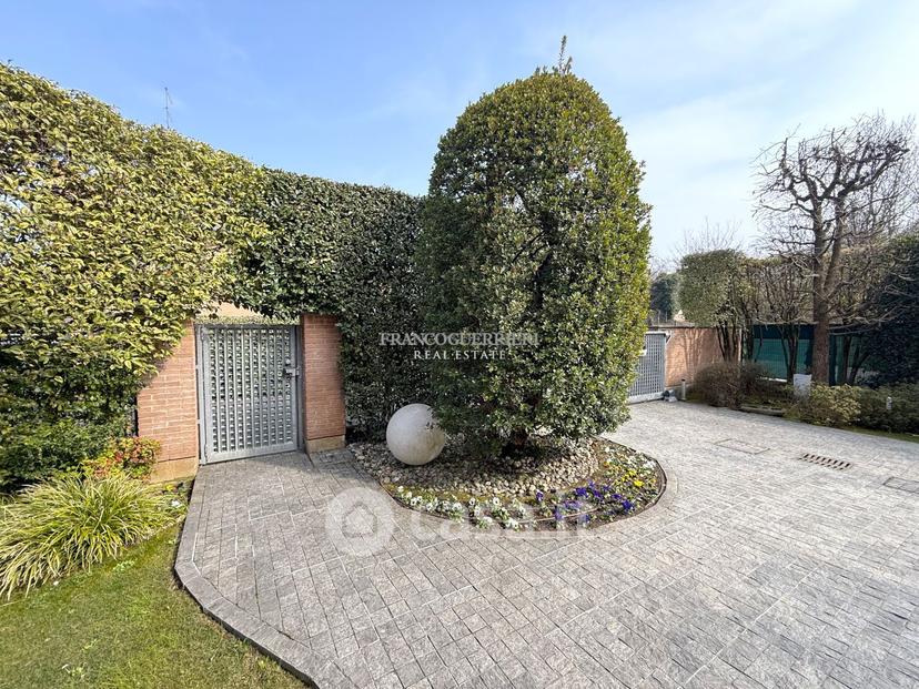 Villa in Via Maroncelli — foto 4 di 38