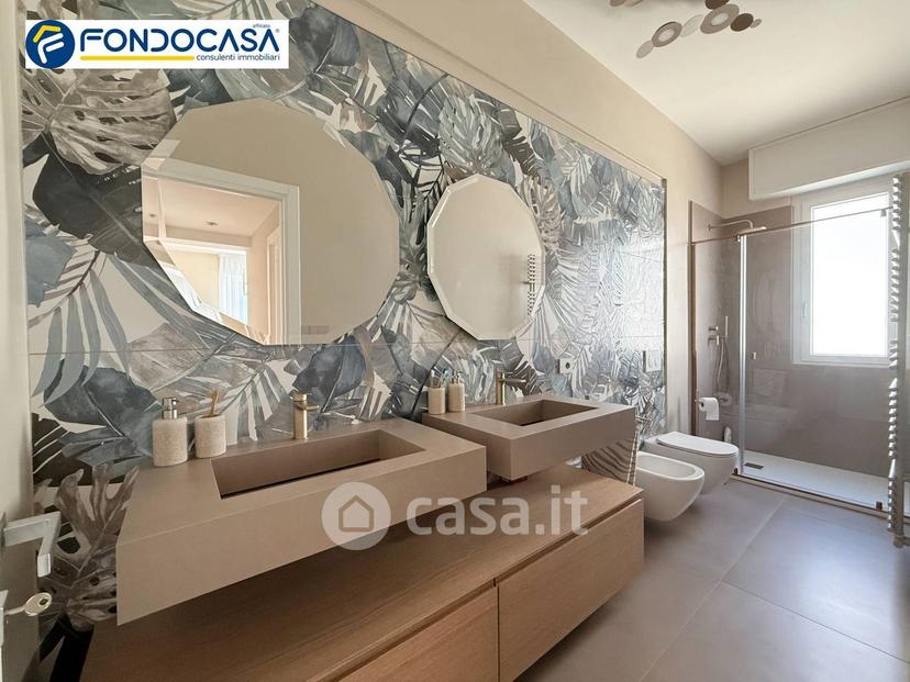 Quadrilocale in Via dei Conradi 6 — foto 21 di 30
