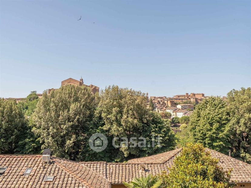 Trilocale in Via Duccio di Boninsegna — foto 25 di 27