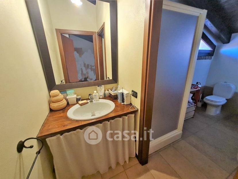 Villa in Frazione Zuccarello — foto 37 di 47