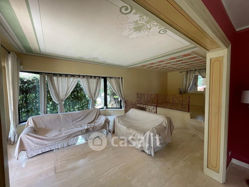 Villa in Viale Cappuccini 41