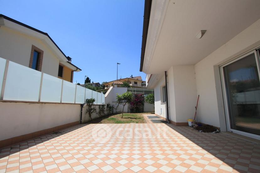 Villa in Contrada San Silvestro — foto 3 di 45