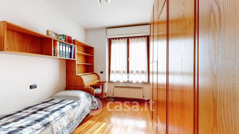 Trilocale in Via San Rocco 3 — foto 32 di 65