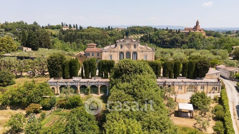 Villa in Strada di Scacciapensieri — foto 30 di 54