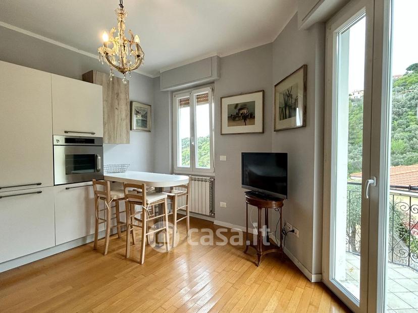 Trilocale in Via Filippo Airaldi — foto 7 di 15