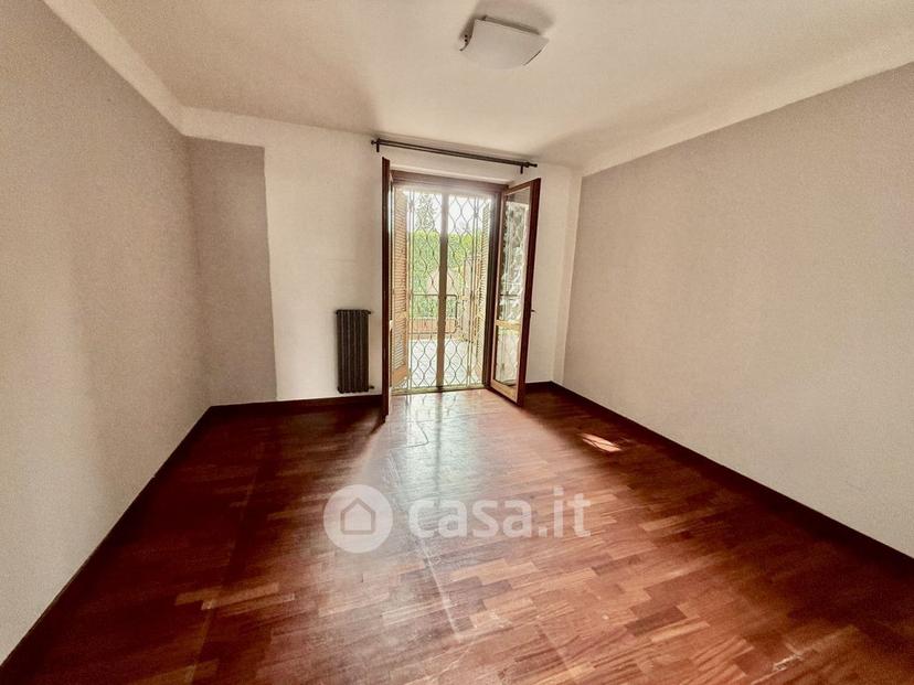 Trilocale in Via Aldo Moro — foto 8 di 22