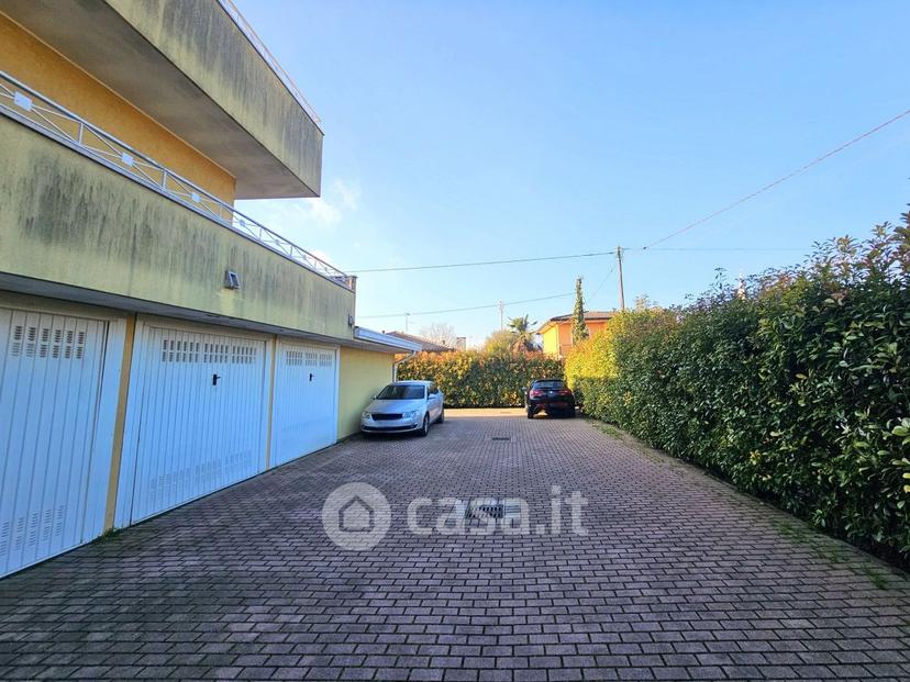 Appartamento in Via Emilia — foto 11 di 12