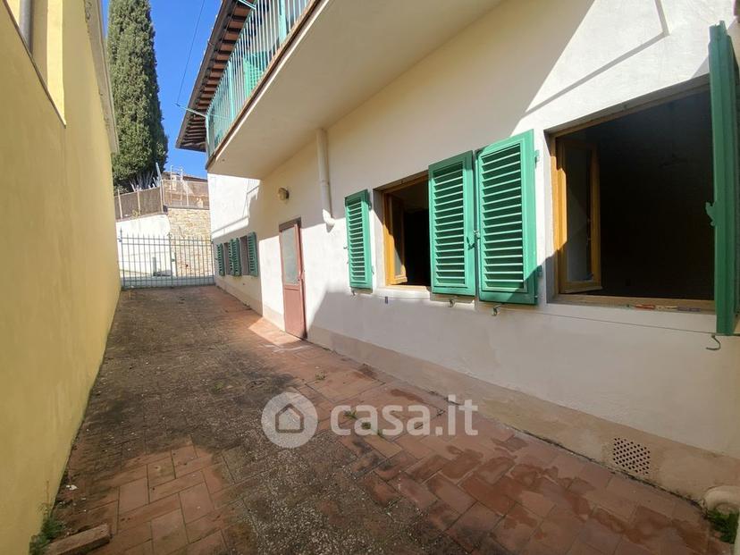 Appartamento in Via Leopoldo Vanni — foto 27 di 35