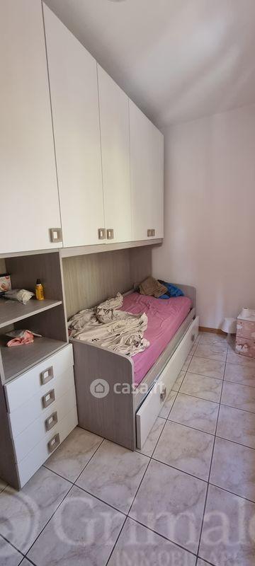 Trilocale in Via Enrico Mattei 27 — foto 8 di 25