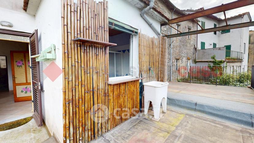 Appartamento in Via della Rocca 7 — foto 26 di 33