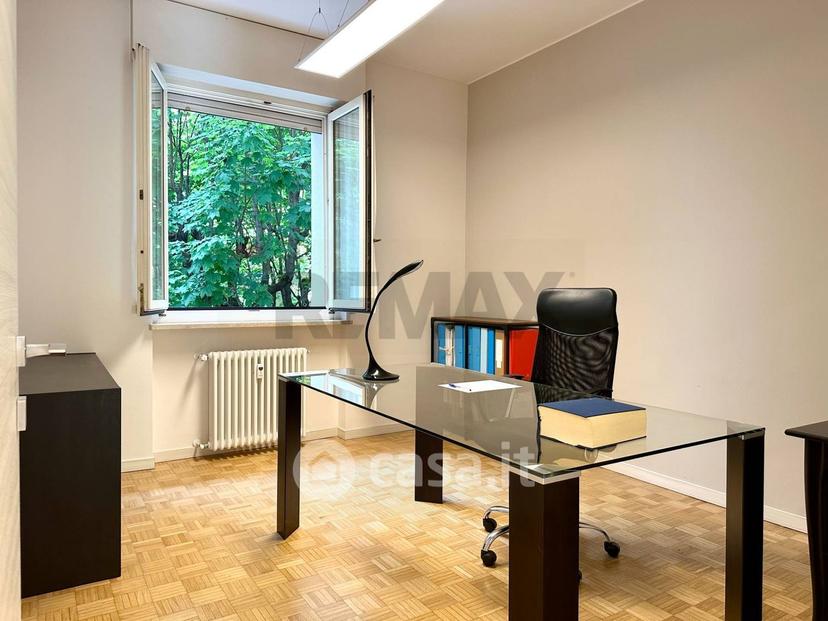 Appartamento in Via F. Corridoni 42 — foto 2 di 44