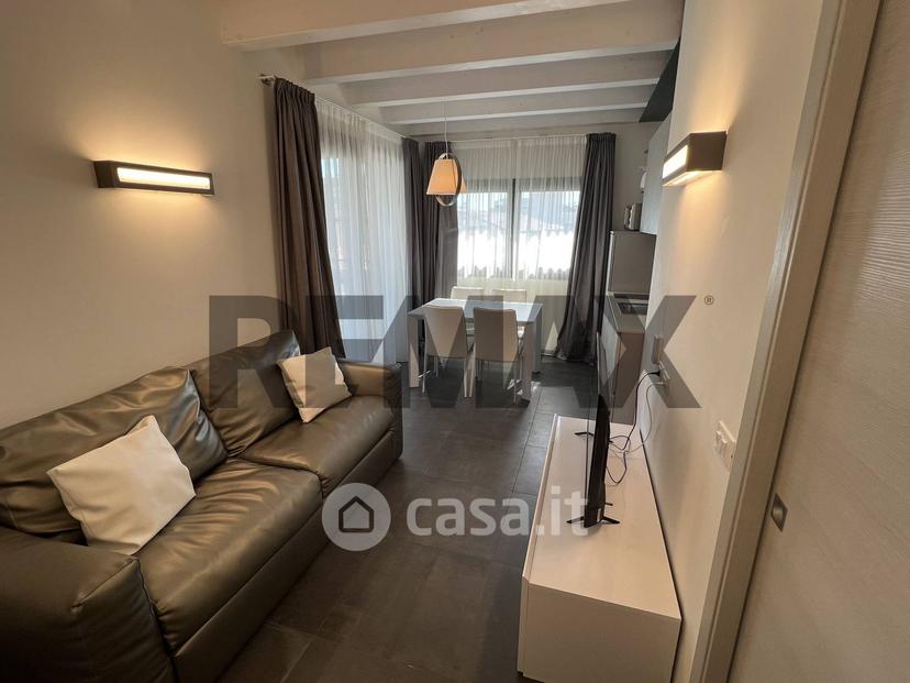 Trilocale in Via Canova — foto 37 di 39
